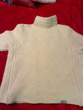 Giesswein Austria Vtg Cream Wool Alpaca Bld Knit Sweater Women’s Sz 42 A428